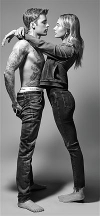 hailey bieber and justin bieber calvin klien wallpaper