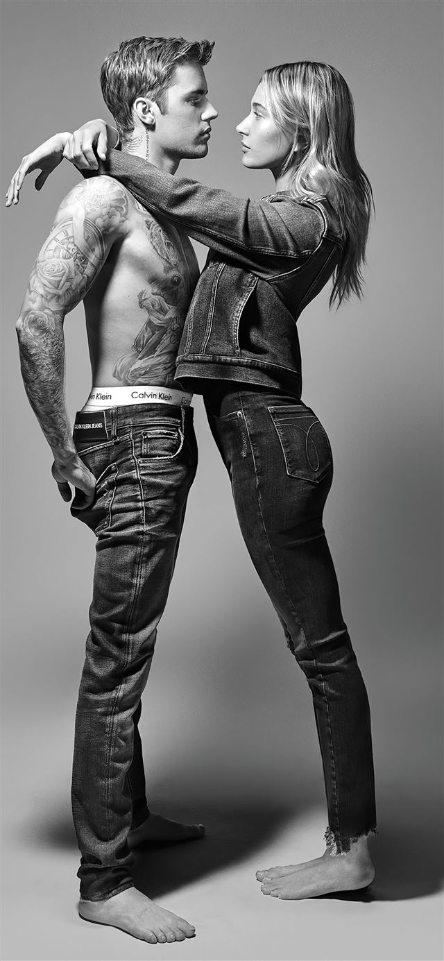 1080x1920 hailey bieber and justin bieber calvin klien - monochrome iPhone SE Wallpaper