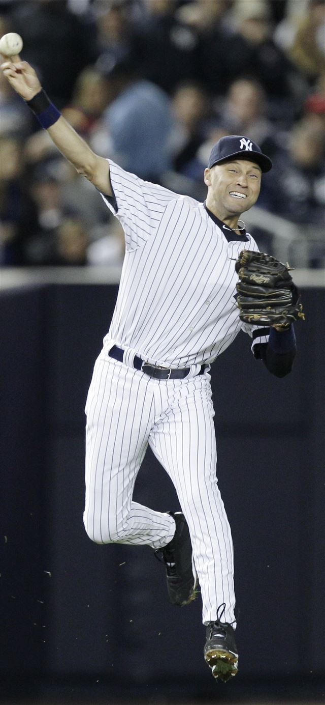 1080x1920 Derek Jeter -  iPhone SE Wallpaper