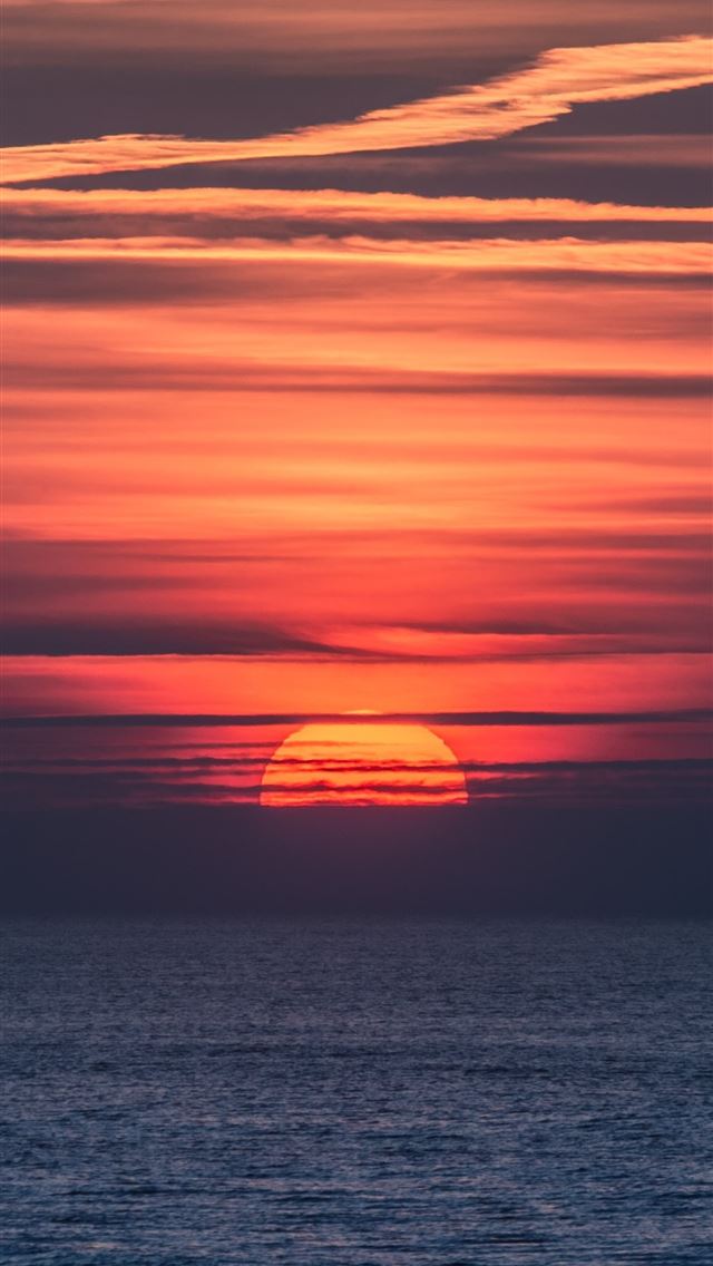 640x1136 body of water doing sunset 4k - ocean iPhone Wallpaper