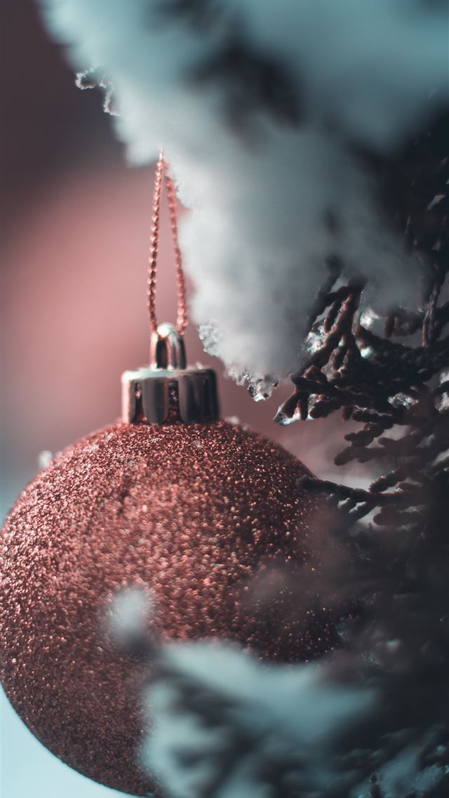640x1136 selective focus photography of bauble - holiday iPhone Wallpaper