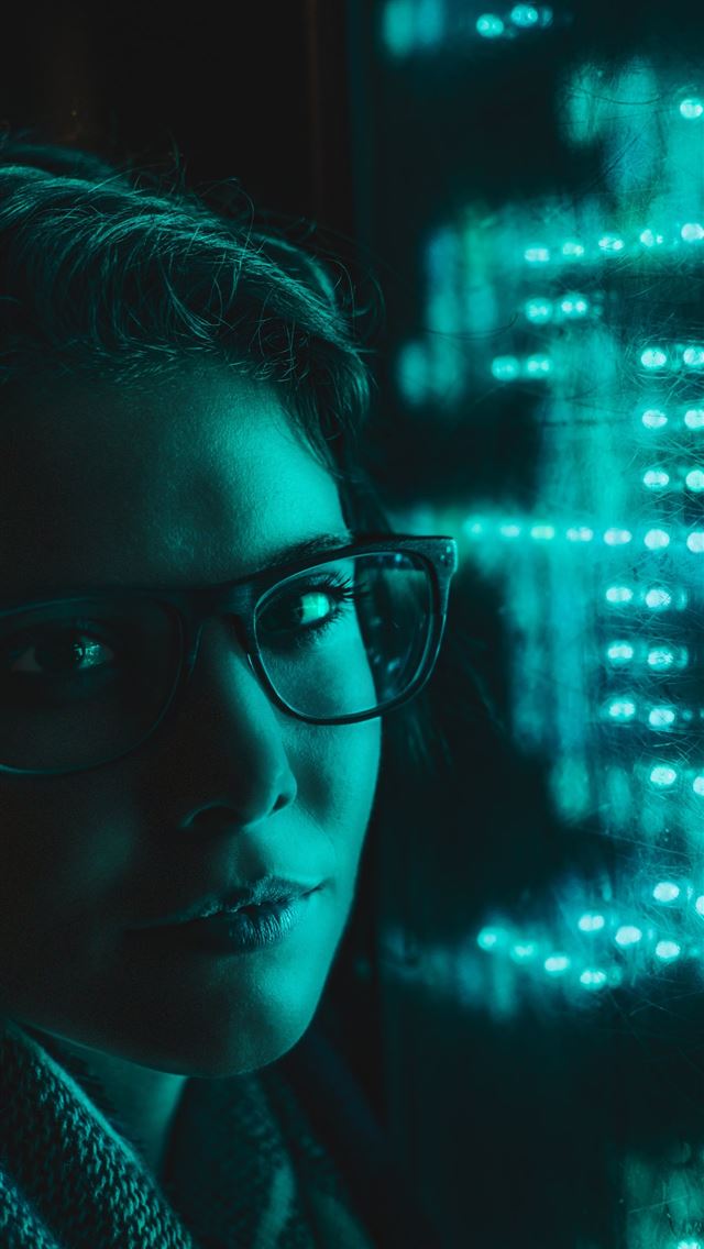 640x1136 woman wearing eyeglasses - china iPhone Wallpaper