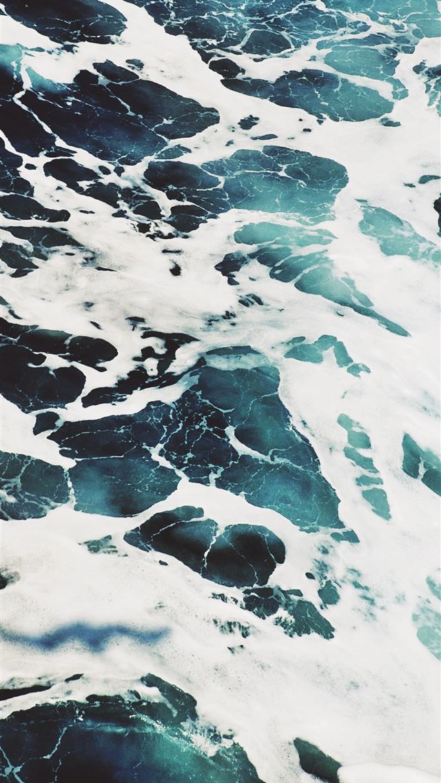 640x1136 Seascape of the ocean foam - mountain iPhone Wallpaper