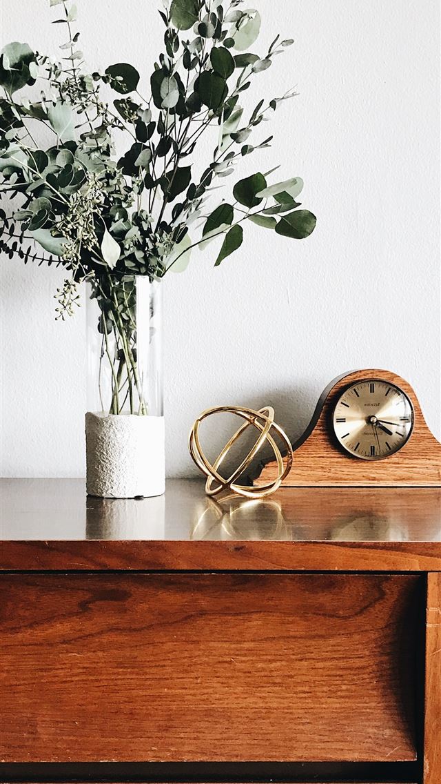 640x1136 brown wooden framed analog mantle clock near gray ... - design iPhone Wallpaper