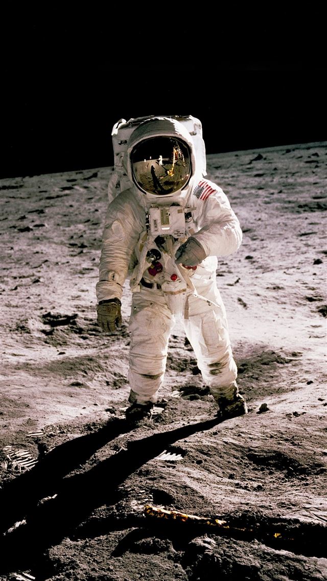640x1136 astronaut standing on gray sand - moon iPhone Wallpaper