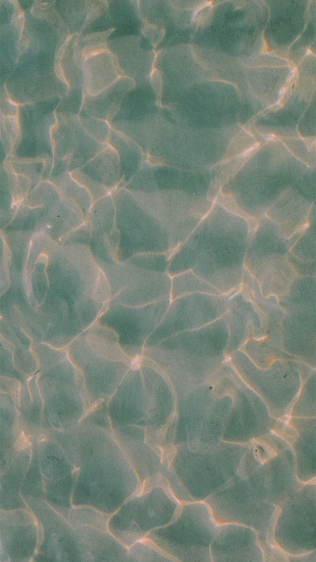 640x1136 refraction - maldives iPhone Wallpaper