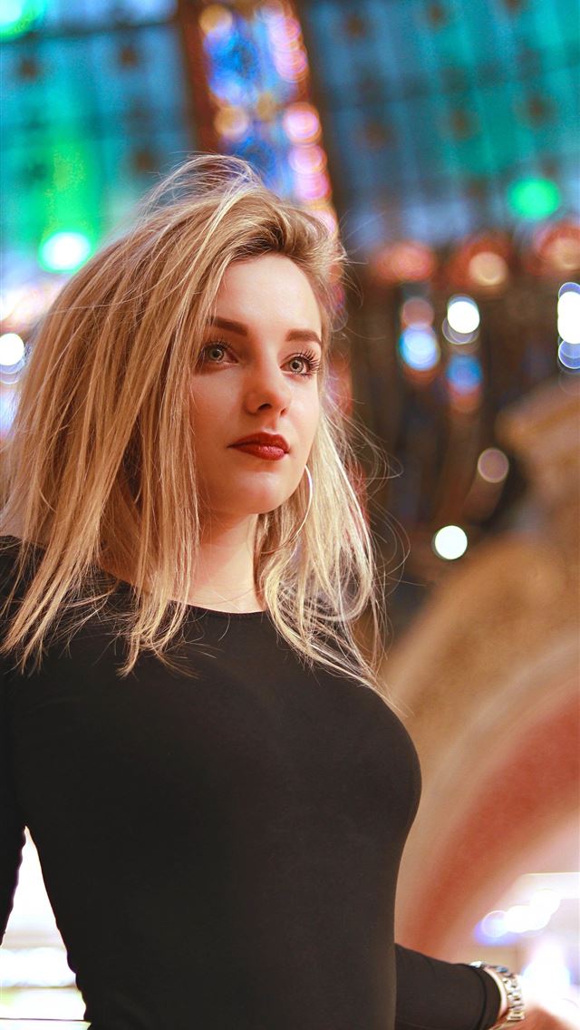640x1136 woman in black long sleeved shirt - girl iPhone Wallpaper