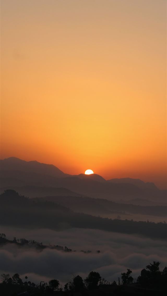 640x1136 sun peeping on ice mountain -  iPhone Wallpaper