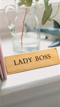 Lady Boss wallpaper