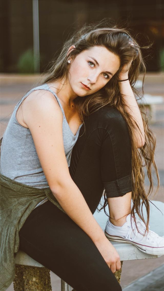640x1136 woman sitting on picnic table - arkansas iPhone Wallpaper