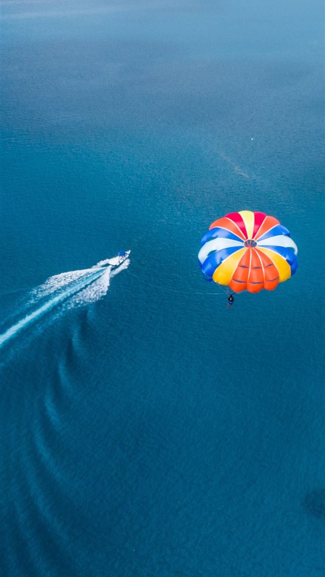 640x1136 aerial photo of parachute above sea - maldives iPhone Wallpaper