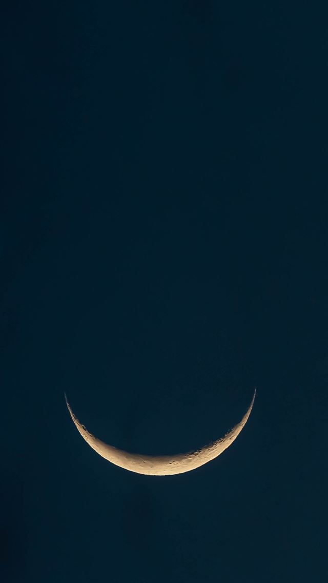 640x1136 crescent moon - night iPhone Wallpaper