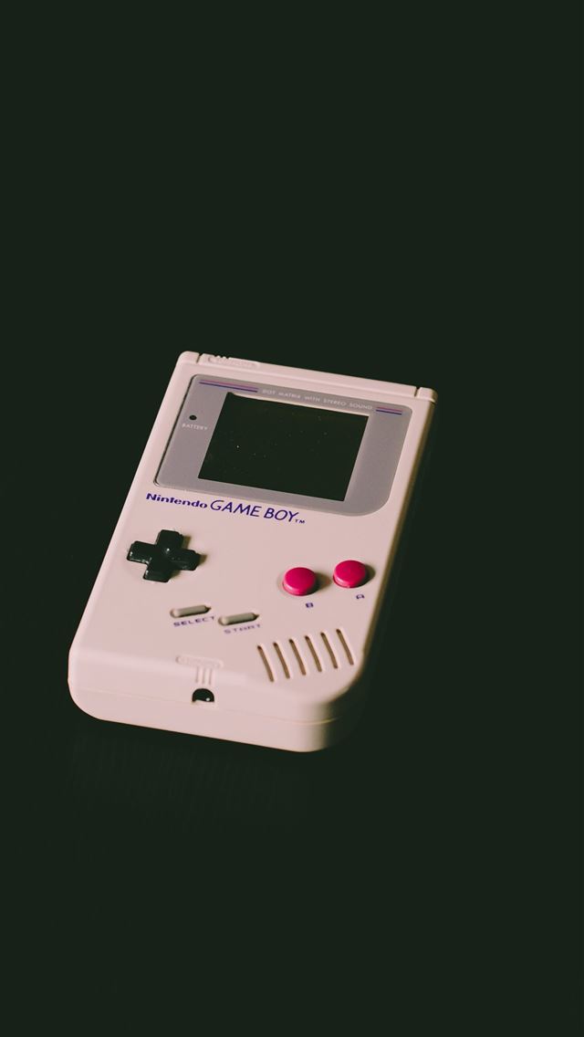 640x1136 turned off Nintendo Game Boy - logo iPhone Wallpaper