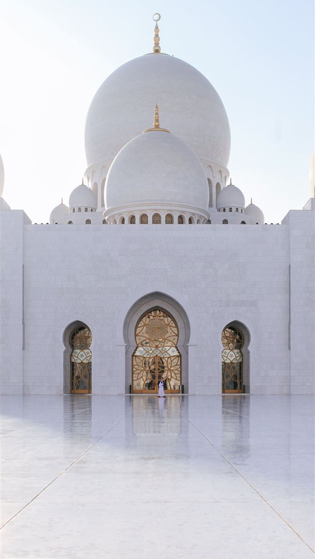 640x1136 white mosque under gray sky during daytime - pakistan iPhone Wallpaper