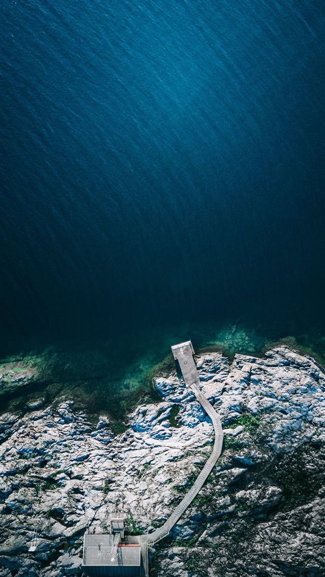 640x1136 aerial view of island with house - sunshine iPhone Wallpaper