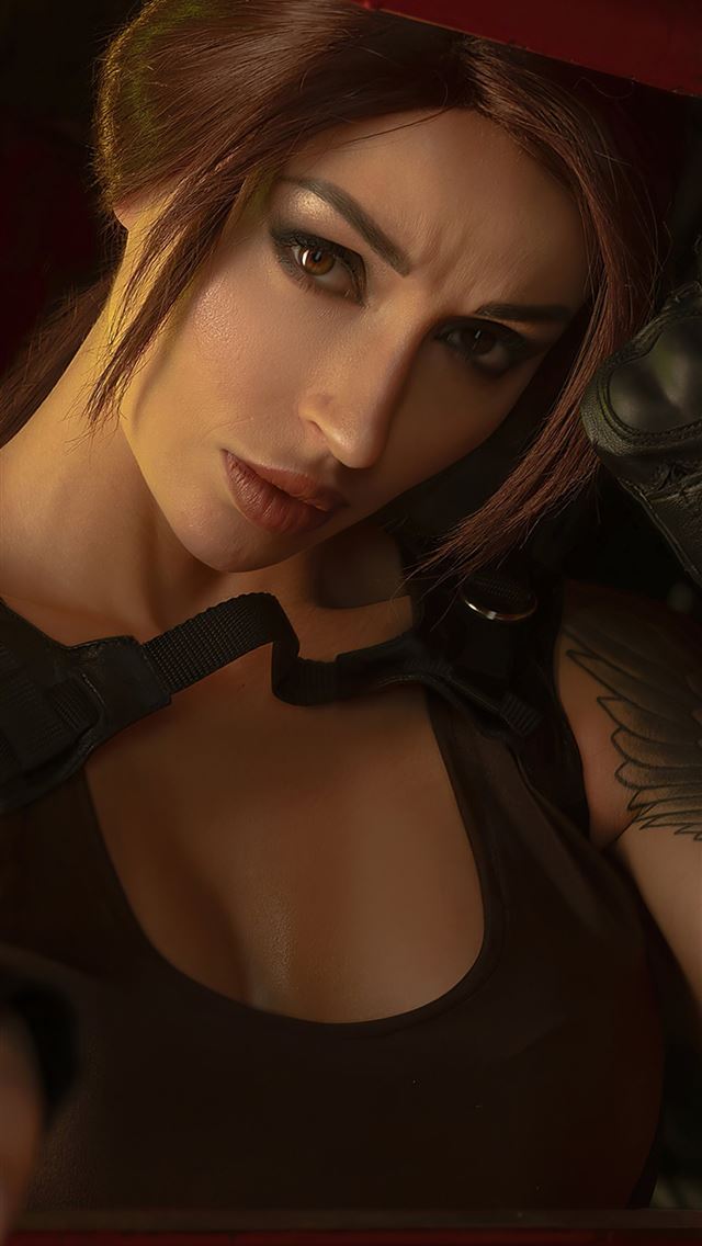640x1136 tomb raider cosplay of lara croft 4k - tomb raider iPhone Wallpaper