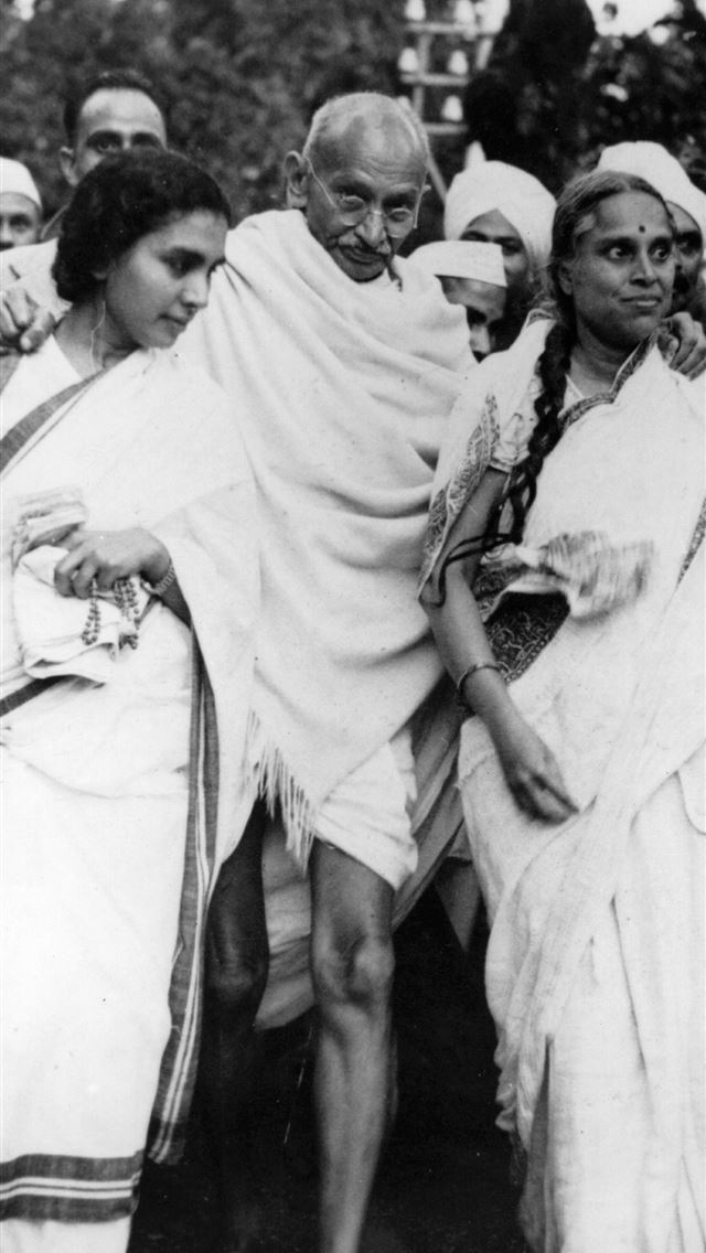1284x2778 Rare and unseen pictures of Mahatma Gandhi - mahatma gandhi iPhone Wallpaper