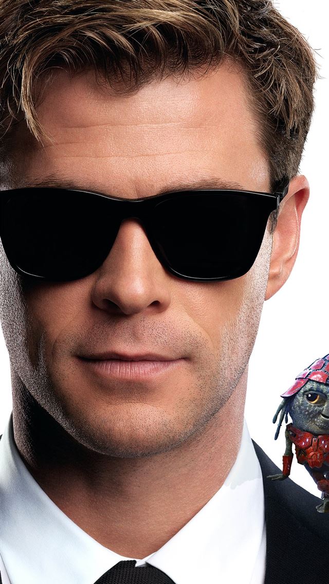 1284x2778 Men In Black International Chris Hemsworth Hairsty... - chris hemsworth iPhone Wallpaper