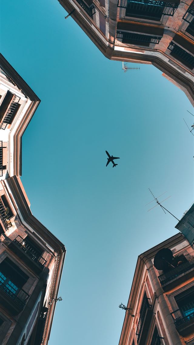 640x1136 Barcelona City Tip -  iPhone Wallpaper