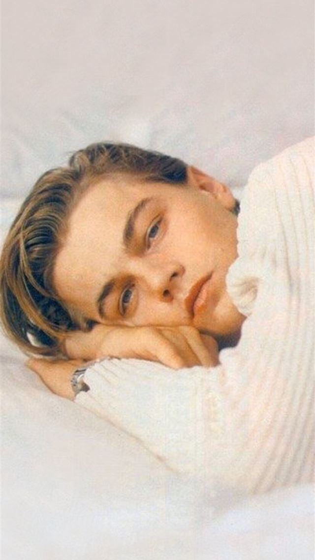 1284x2778 Lockscreen Young Leonardo Dicaprio - leonardo dicaprio iPhone Wallpaper