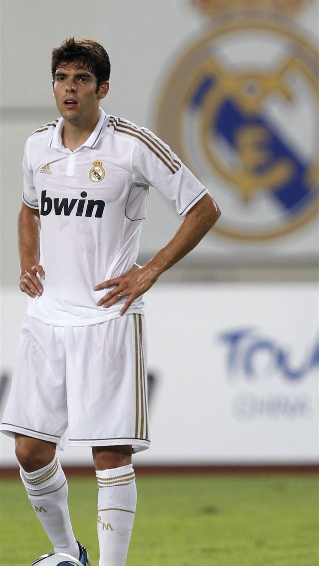1284x2778 kaka hd - kaka hd iPhone Wallpaper