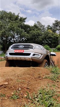 ford endeavour wallpaper