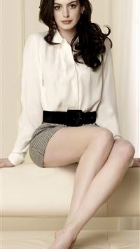 Anne Hathaway 4K American actress Beautiful actres... wallpaper