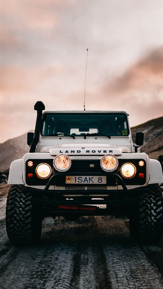 1284x2778 land rover defender - land rover defender iPhone Wallpaper