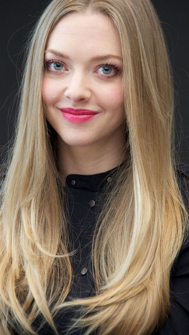 1284x2778 Ben's Family - amanda seyfried iPhone Wallpaper