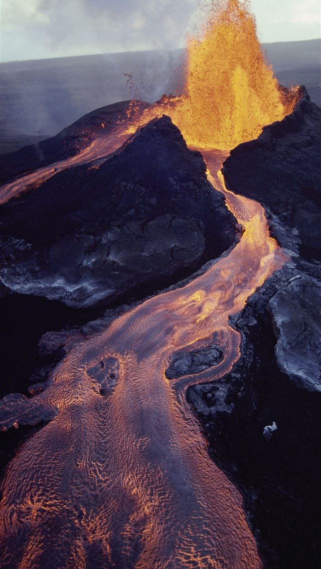1284x2778 Hawaii Volcano Eruption 2018 Cave - volcano iPhone Wallpaper