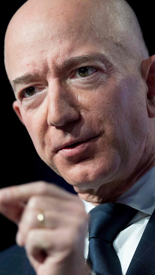 1284x2778 jeff bezos - jeff bezos iPhone Wallpaper