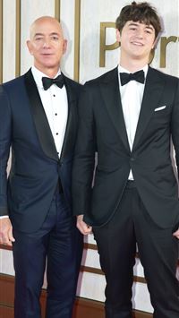 jeff bezos wallpaper