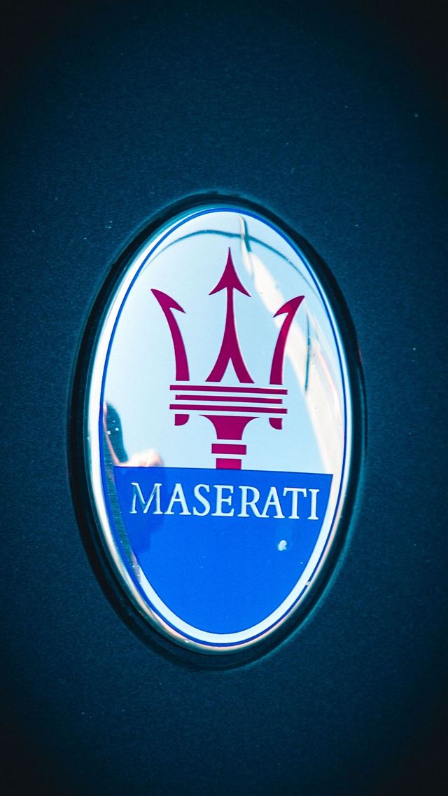 1284x2778 maserati logo - maserati logo iPhone Wallpaper
