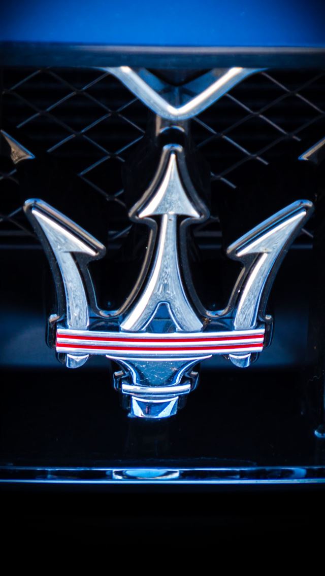 1284x2778 maserati logo - maserati logo iPhone Wallpaper