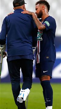 Neymar worries about injured Mbappe friends 😟🤝 wallpaper