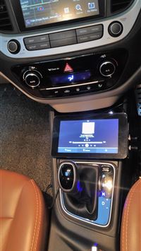 hyundai verna wallpaper