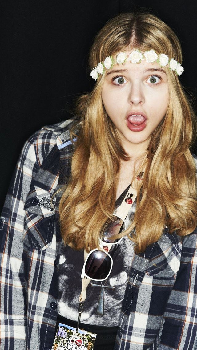 1284x2778 chloe grace moretz - chloe grace moretz iPhone Wallpaper