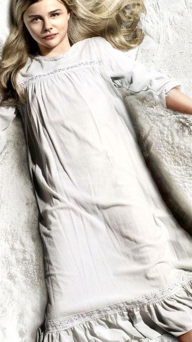 1284x2778 Chloe Grace Moretz Creative Photography Samsung Ga... - chloe grace moretz iPhone Wallpaper