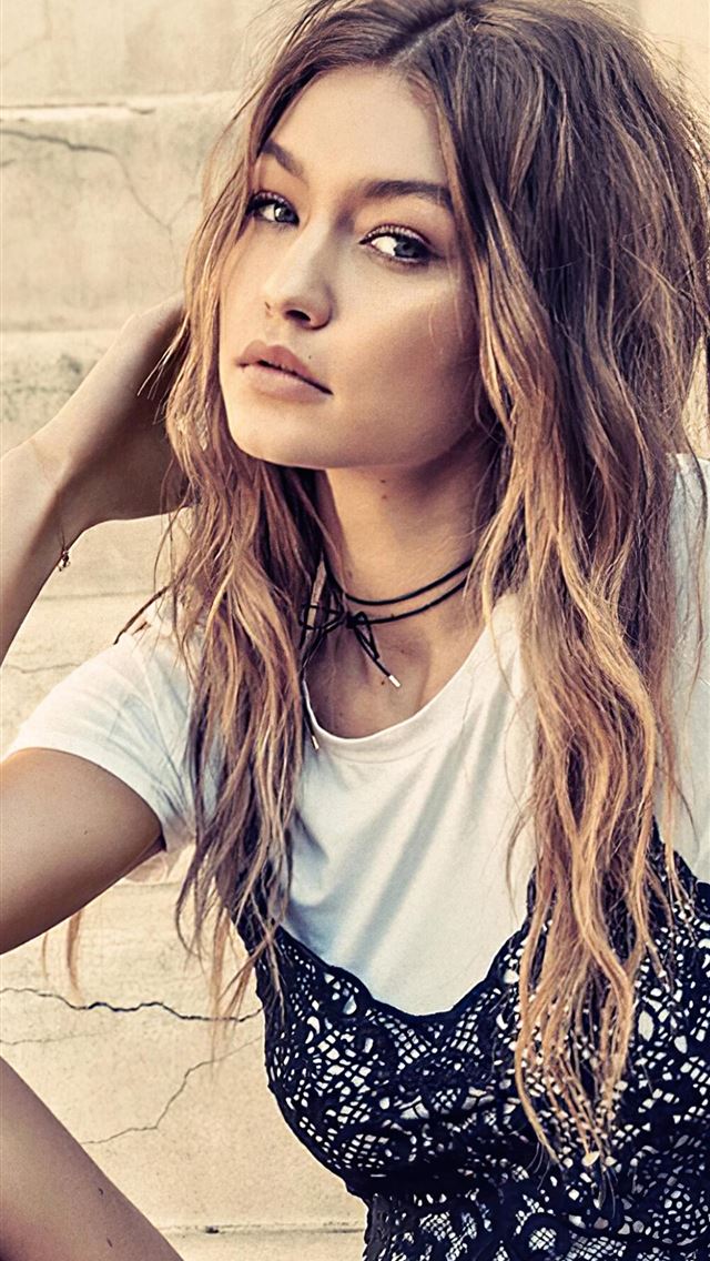 1284x2778 Model Gigi Hadid 2020 4K Ultra HD Mobile - gigi hadid iPhone Wallpaper