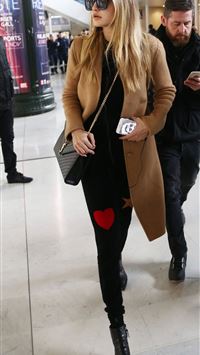 Gigi Hadid and Zayn Malik Cute Photo Gigi Has Zayn... wallpaper