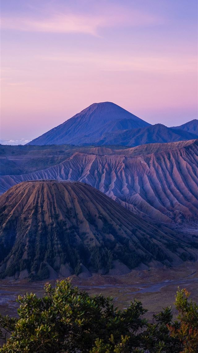 1284x2778 Mount Bromo Volcano mountains Indonesia 4К Sony X... - indonesia iPhone Wallpaper