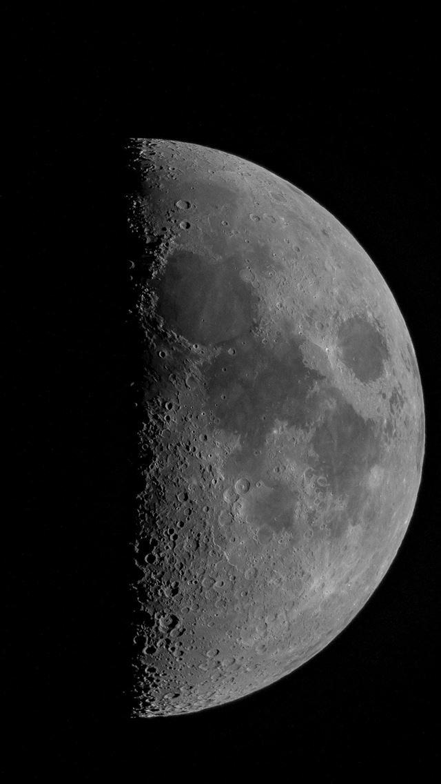 1284x2778 Crescent Moon Dark Galaxy 1440 X 3040 Dark HD Tip -  iPhone Wallpaper
