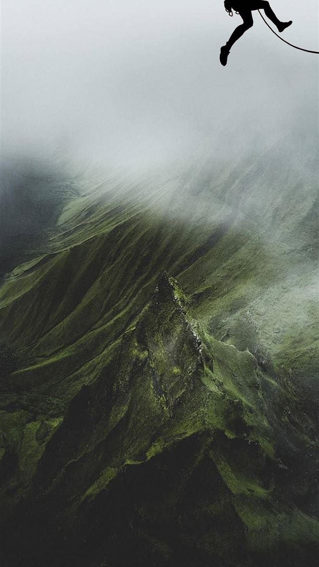 1284x2778 climbing - climbing iPhone Wallpaper