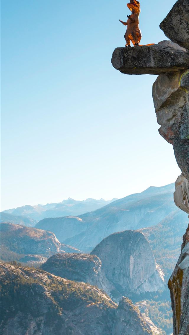 1284x2778 climbing - climbing iPhone Wallpaper