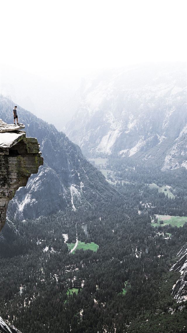 1284x2778 climbing - climbing iPhone Wallpaper