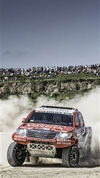 Toyota Hilux Dakar Rally 2015 Stage 1 wallpaper