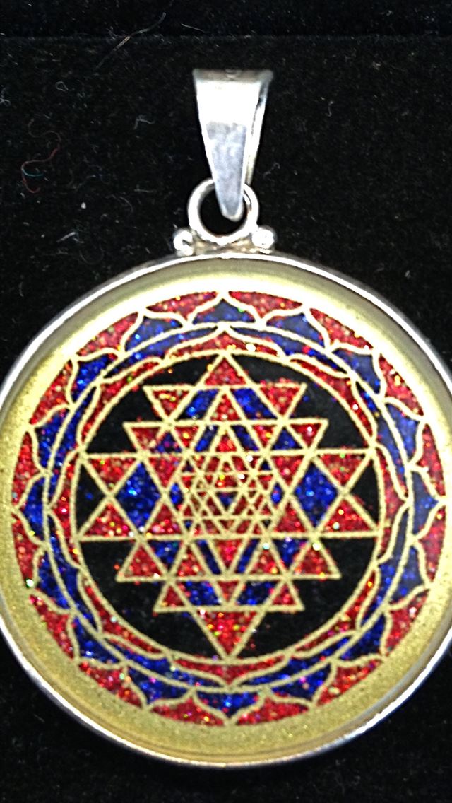 1284x2778 Best 52 Sri Yantra on Hip - yantra iPhone Wallpaper