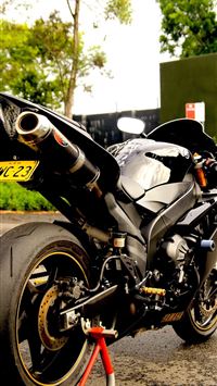 yamaha yzf r1m supersport motorcycle wallpaper