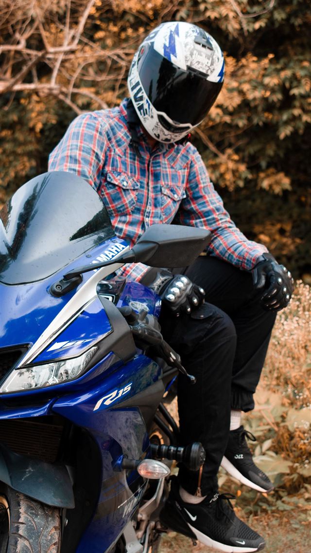 1284x2778 yamaha yzf r1m supersport motorcycle - yamaha yzf r1m supersport motorcycle iPhone Wallpaper