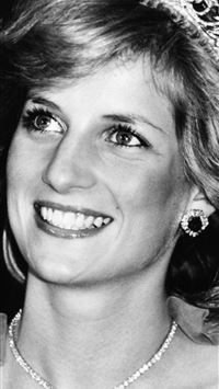 Princess Diana Cave wallpaper